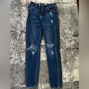 KanCan cropped ripped skinny jeans!